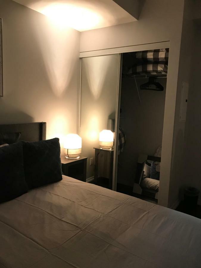 Executive 1 Bedroom Condo Sleeps 2 Toronto Eksteriør billede