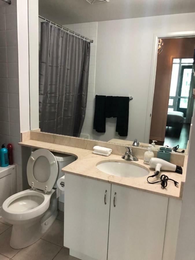 Executive 1 Bedroom Condo Sleeps 2 Toronto Eksteriør billede