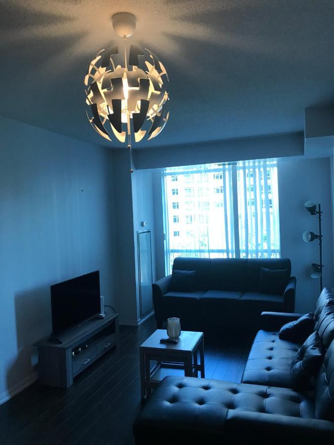 Executive 1 Bedroom Condo Sleeps 2 Toronto Eksteriør billede